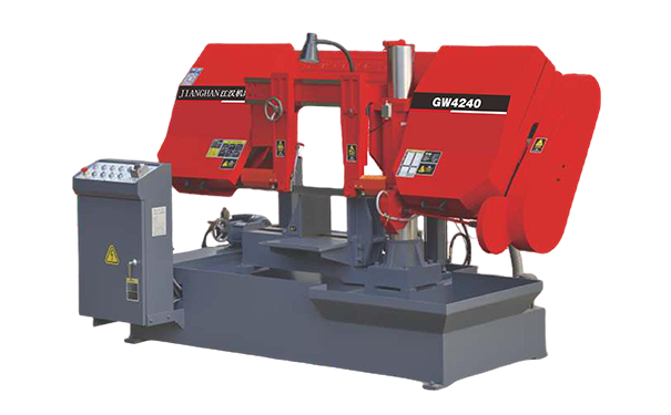小板镇GW4240双柱卧式带锯床
