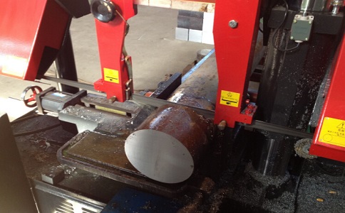 小板镇数控带锯床切削时出现打齿现象如何处理？